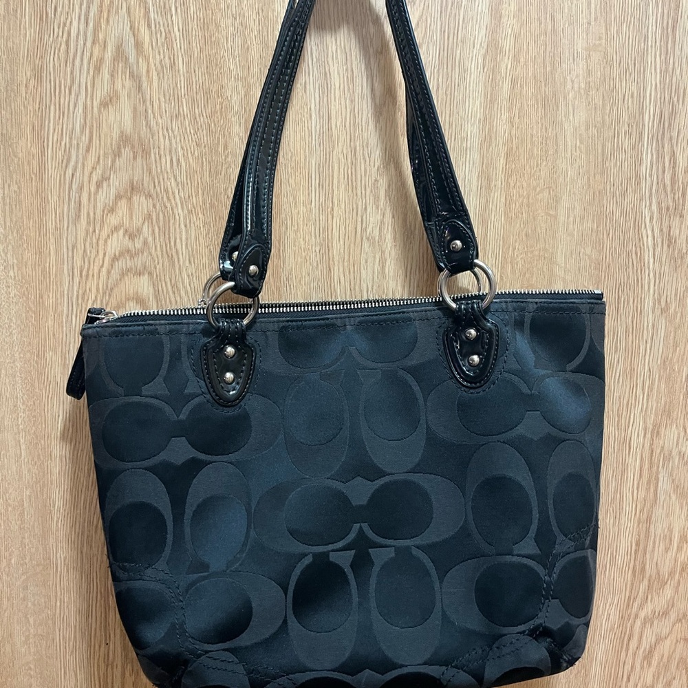 Coach Black Signature Shoulder Bag - Picture 7 of 7